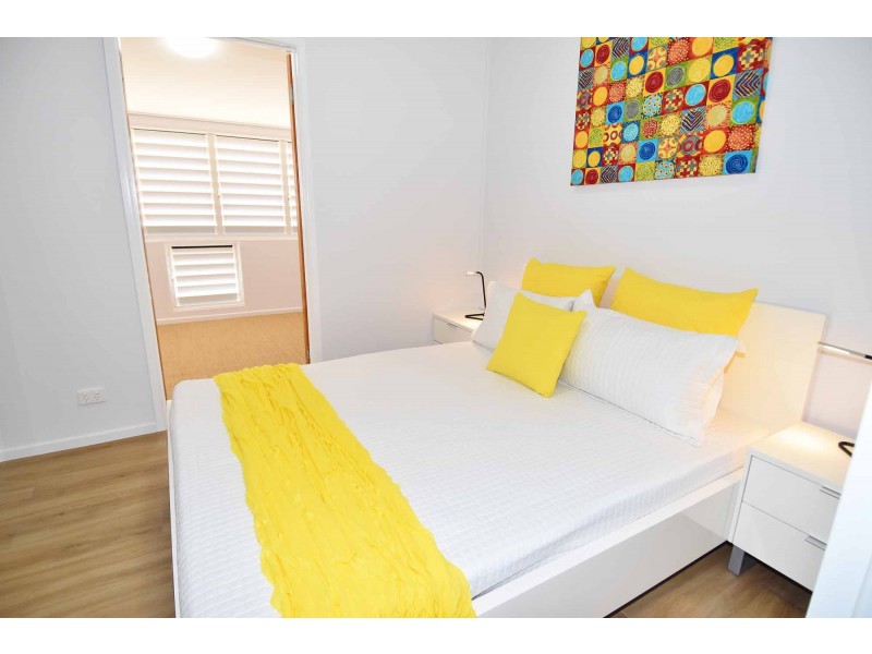 93 HACKETT TERRACE, Richmond Hill QLD 4820