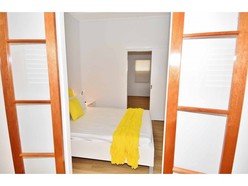 93 HACKETT TERRACE, Richmond Hill QLD 4820