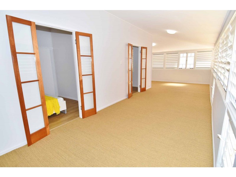 93 HACKETT TERRACE, Richmond Hill QLD 4820