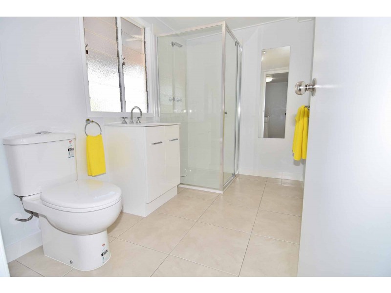 93 HACKETT TERRACE, Richmond Hill QLD 4820