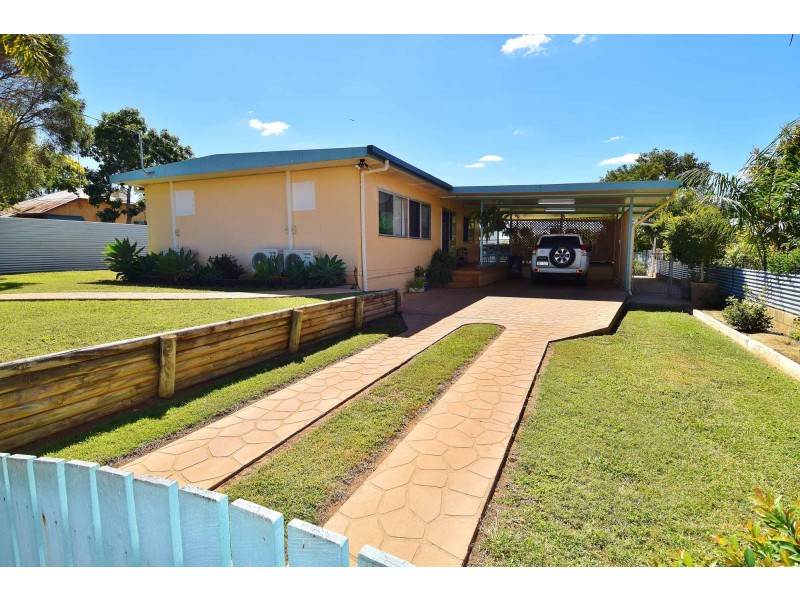 15 BLUFF ROAD, Queenton QLD 4820