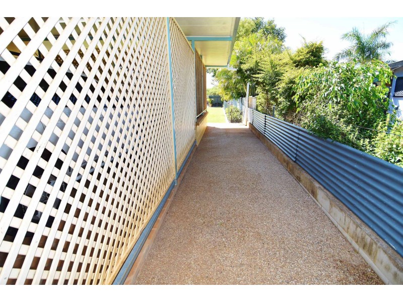 15 BLUFF ROAD, Queenton QLD 4820