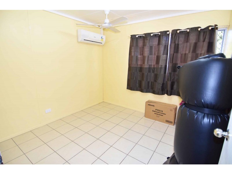 15 BLUFF ROAD, Queenton QLD 4820