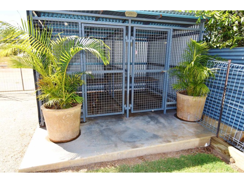 15 BLUFF ROAD, Queenton QLD 4820