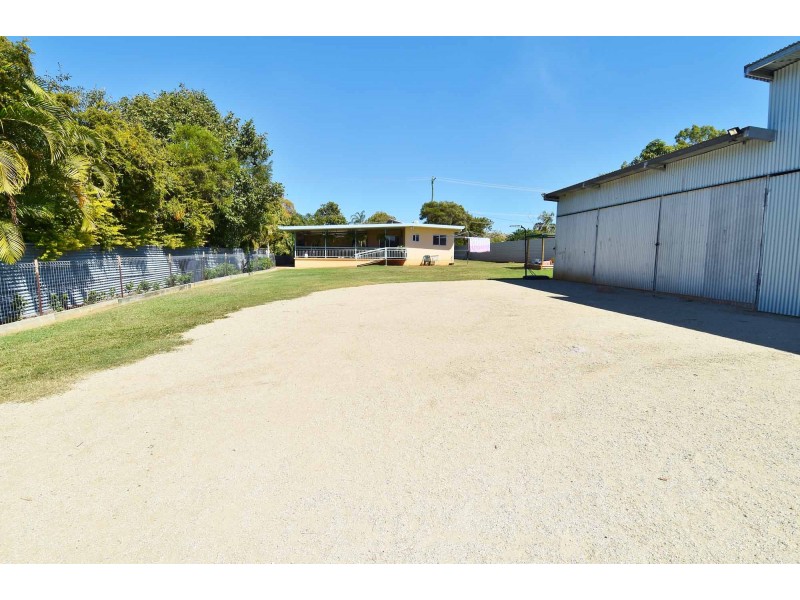 15 BLUFF ROAD, Queenton QLD 4820