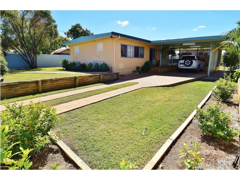 15 BLUFF ROAD, Queenton QLD 4820