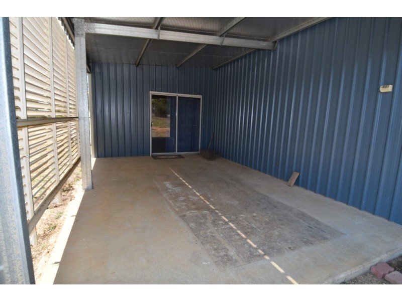 9 KIRRIMA COURT, Toll QLD 4820