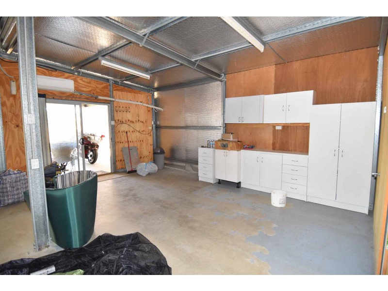 9 KIRRIMA COURT, Toll QLD 4820