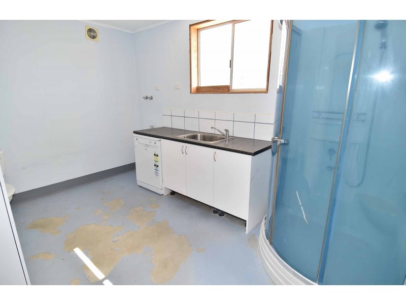 9 KIRRIMA COURT, Toll QLD 4820