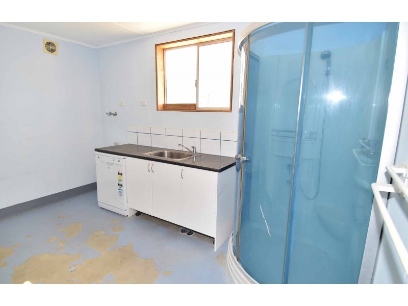 9 KIRRIMA COURT, Toll QLD 4820