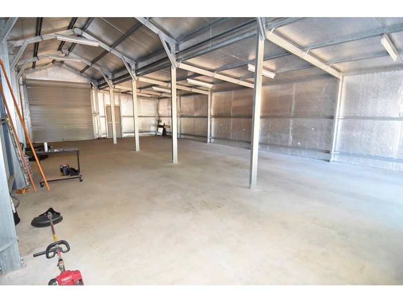 9 KIRRIMA COURT, Toll QLD 4820