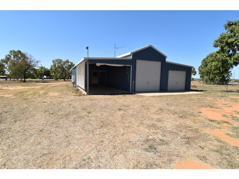 9 KIRRIMA COURT, Toll QLD 4820