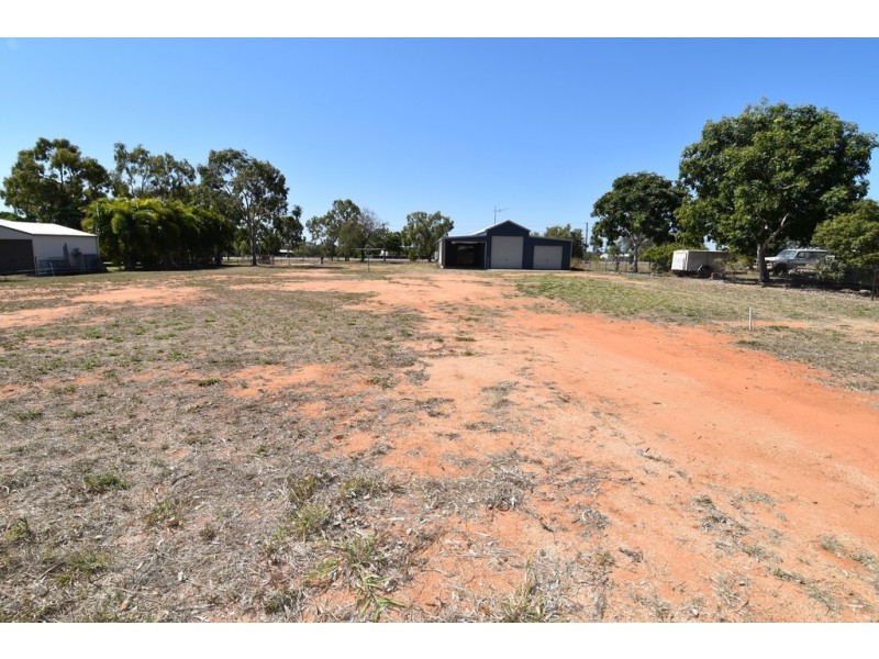 9 KIRRIMA COURT, Toll QLD 4820