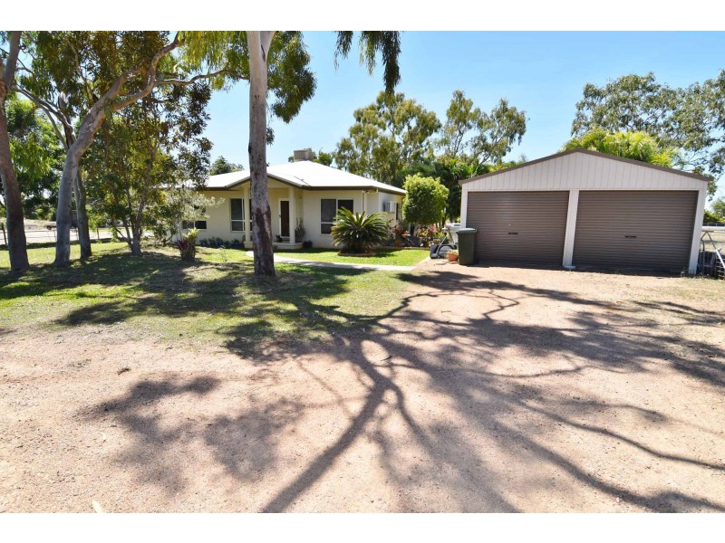 11 KIRRIMA COURT, Toll QLD 4820