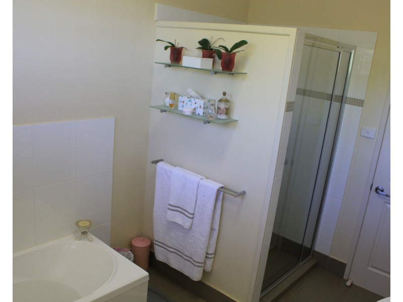 44 Jardine Street, Millchester QLD 4820