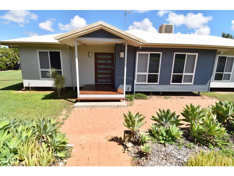 3 ESTATE AVENUE, Charters Towers City QLD 4820