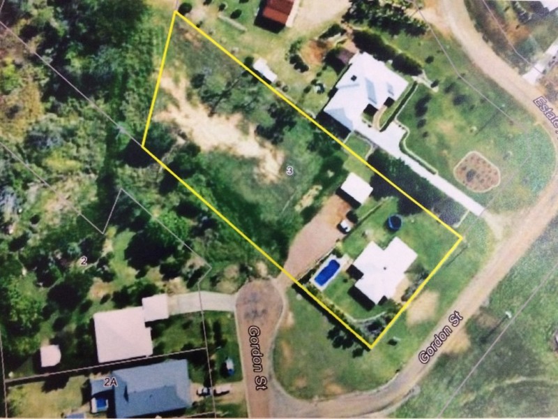 3 ESTATE AVENUE, Charters Towers City QLD 4820
