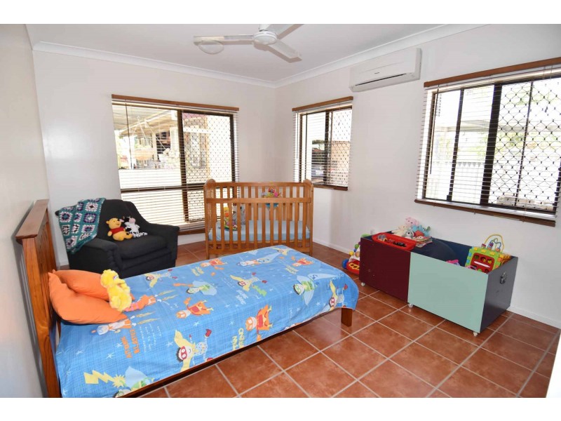 27 BLUFF ROAD, Queenton QLD 4820