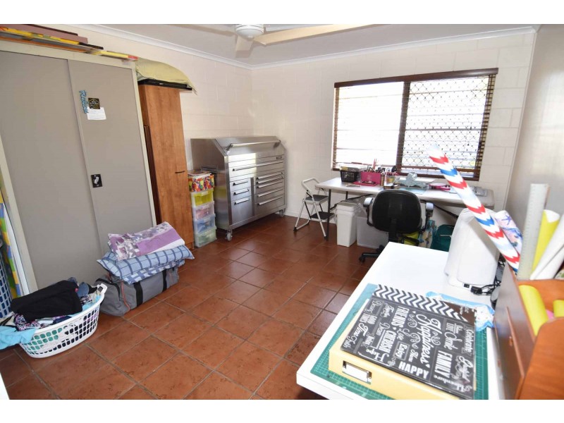 27 BLUFF ROAD, Queenton QLD 4820