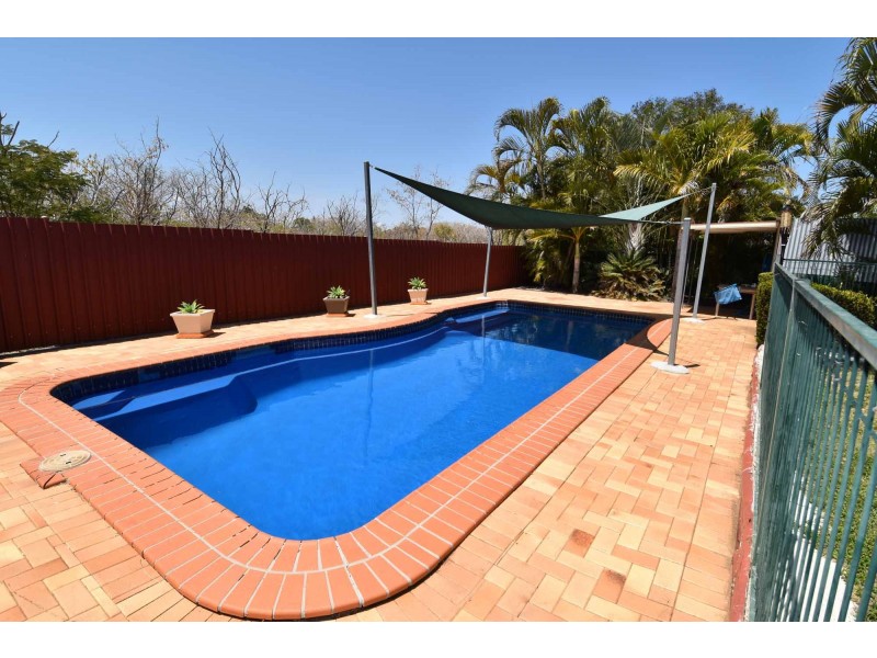 27 BLUFF ROAD, Queenton QLD 4820