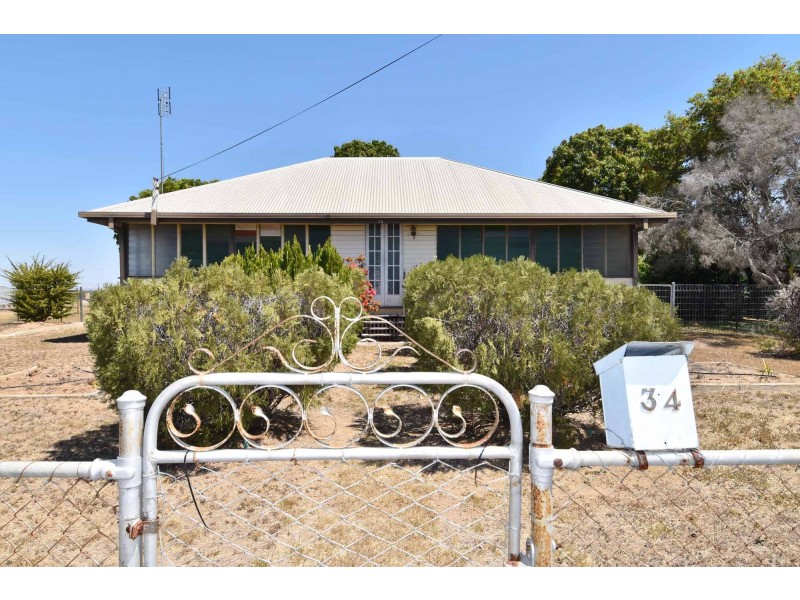 34 MILLCHESTER ROAD, Queenton QLD 4820