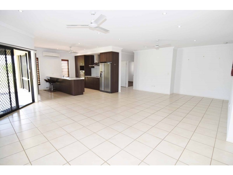 18 READ ROAD, Charters Towers City QLD 4820