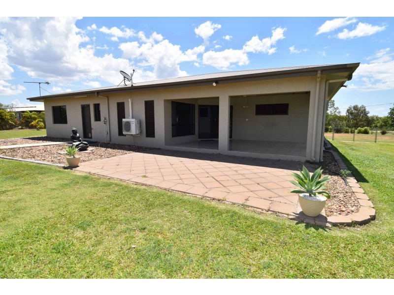 18 READ ROAD, Charters Towers City QLD 4820