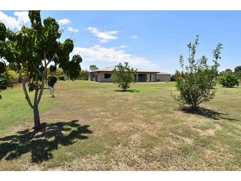 18 READ ROAD, Charters Towers City QLD 4820