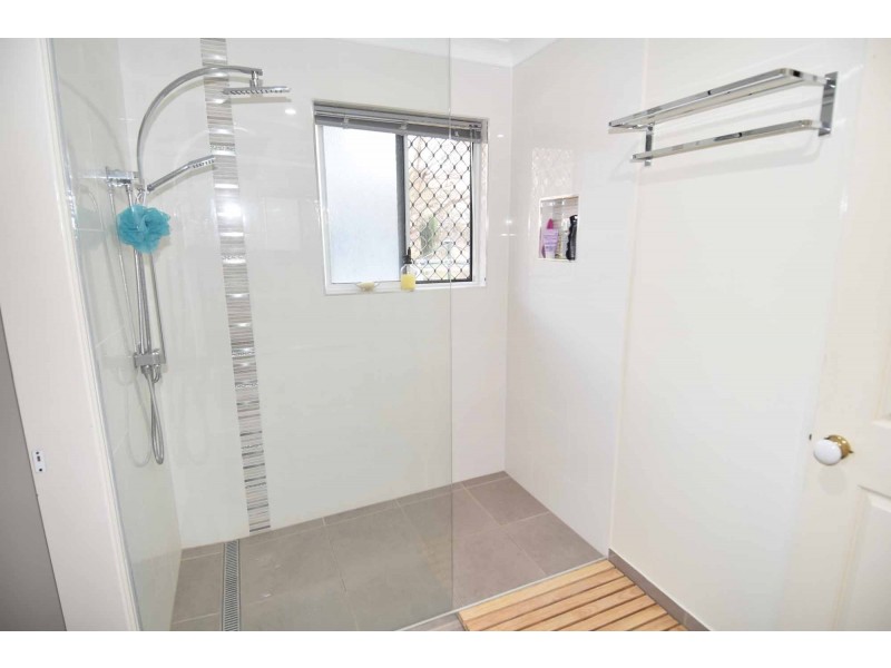 3 ALLEN STREET, Richmond Hill QLD 4820