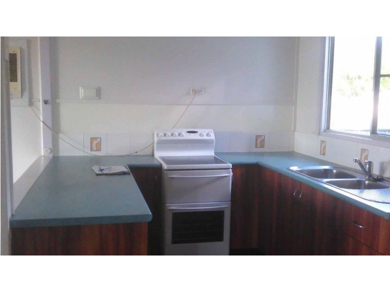 8 TOWERS STREET, Grand Secret QLD 4820