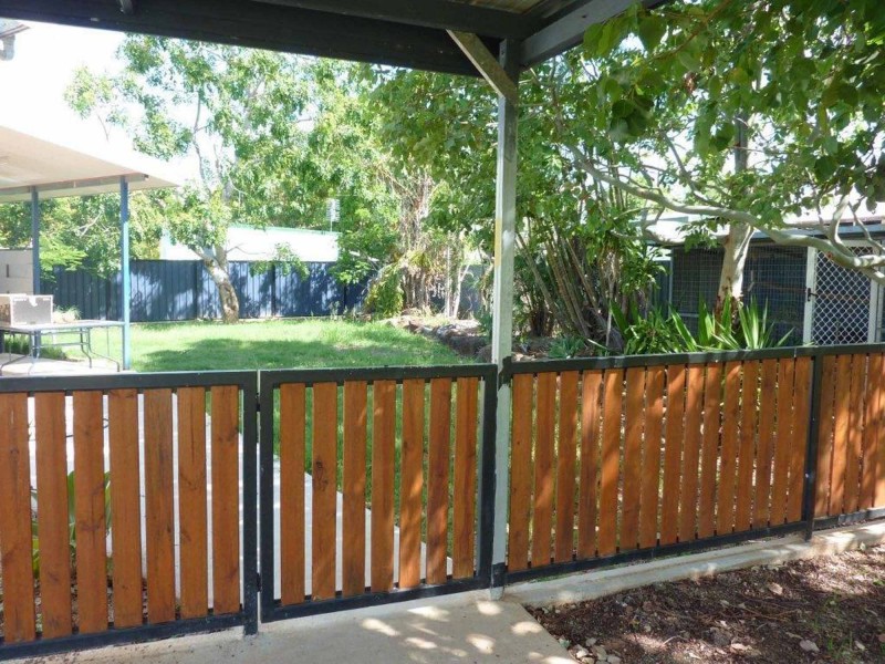 8 TOWERS STREET, Grand Secret QLD 4820