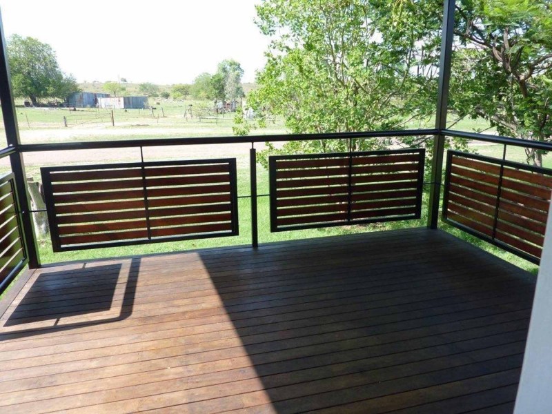 8 TOWERS STREET, Grand Secret QLD 4820