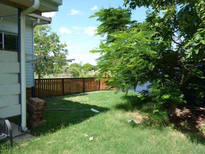 8 TOWERS STREET, Grand Secret QLD 4820