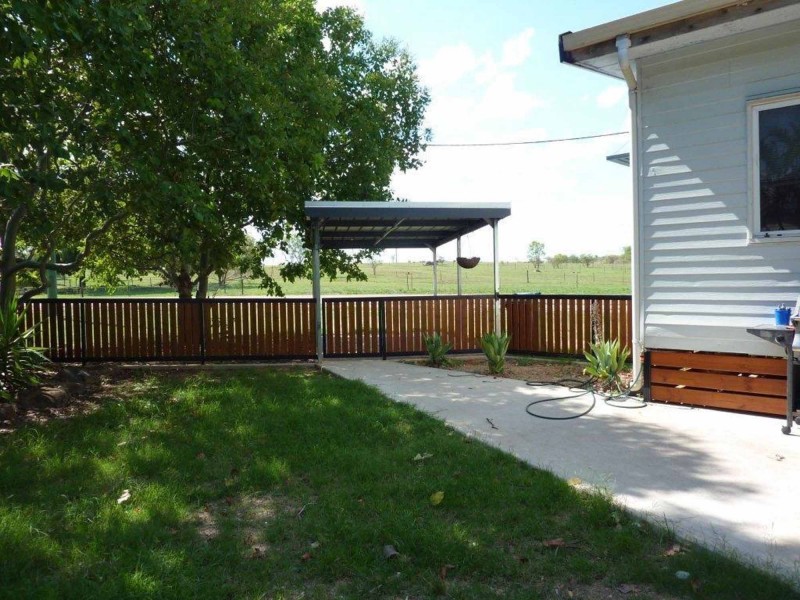 8 TOWERS STREET, Grand Secret QLD 4820