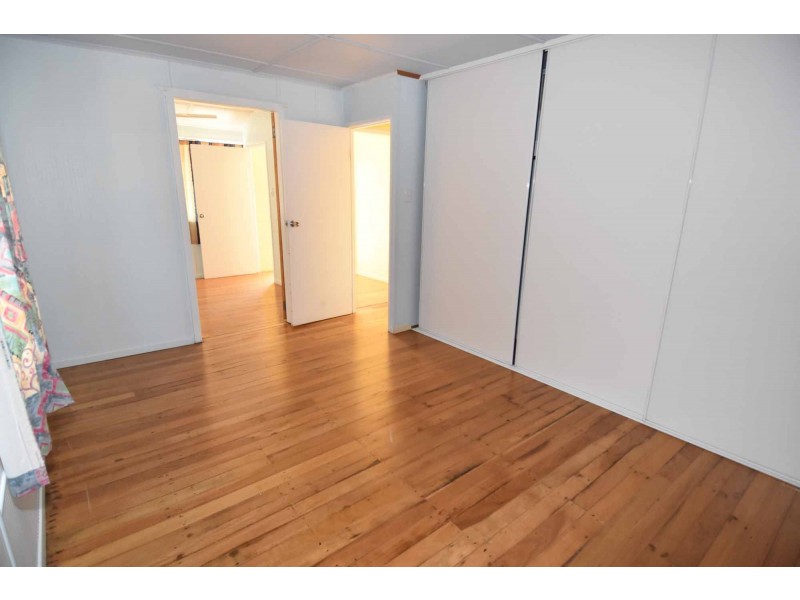 13 VULTURE STREET, Queenton QLD 4820