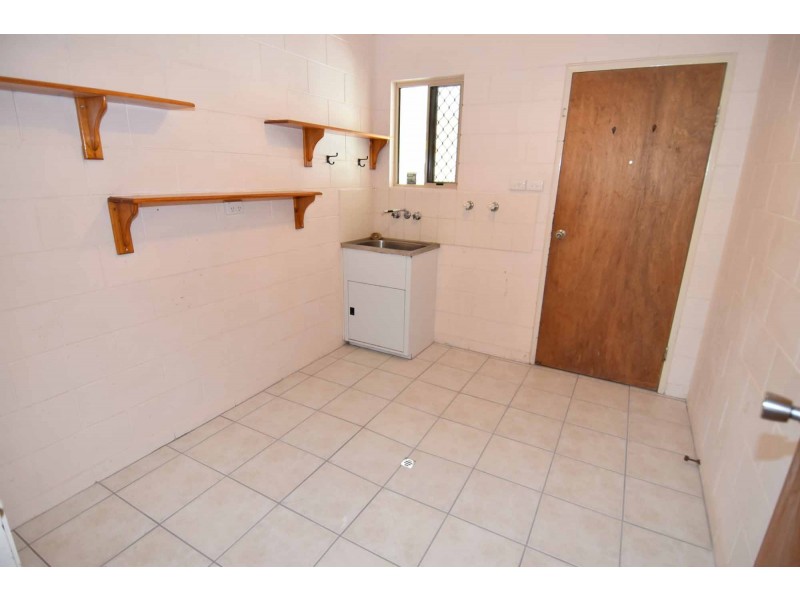 9-11 BELLEVUE STREET, Richmond Hill QLD 4820