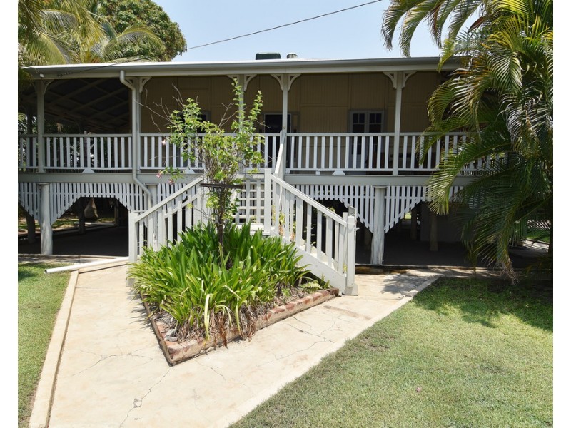 18 York Street, Queenton QLD 4820