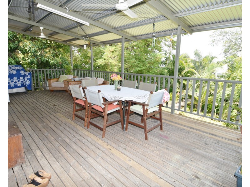 18 York Street, Queenton QLD 4820