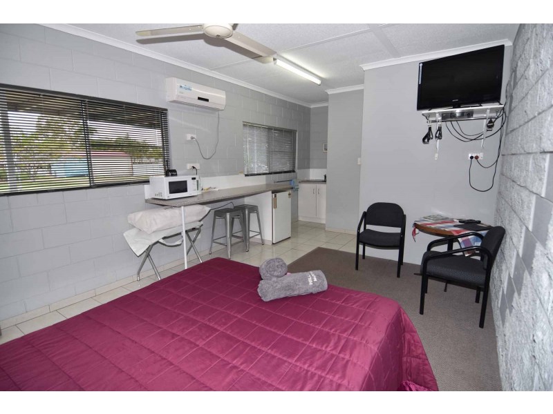 3 HACKETT TERRACE, Richmond Hill QLD 4820
