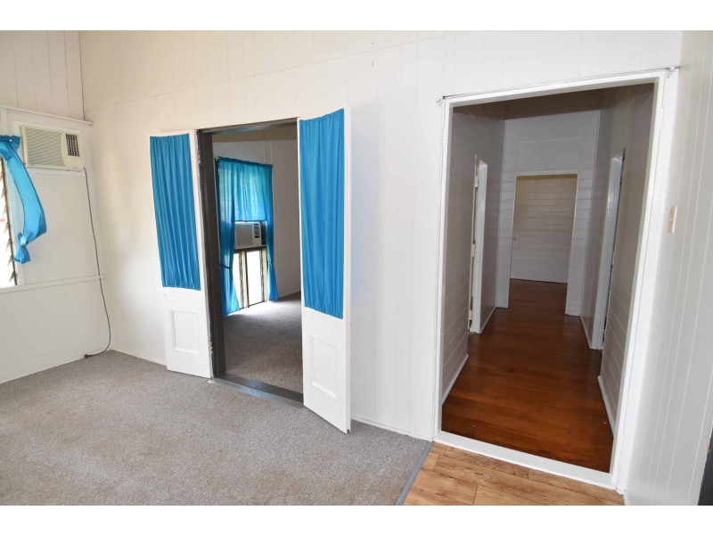 16 BLUFF ROAD, Queenton QLD 4820