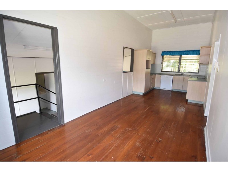 16 BLUFF ROAD, Queenton QLD 4820