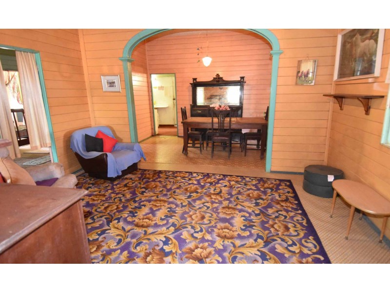 2 MACDONALD STREET, Richmond Hill QLD 4820