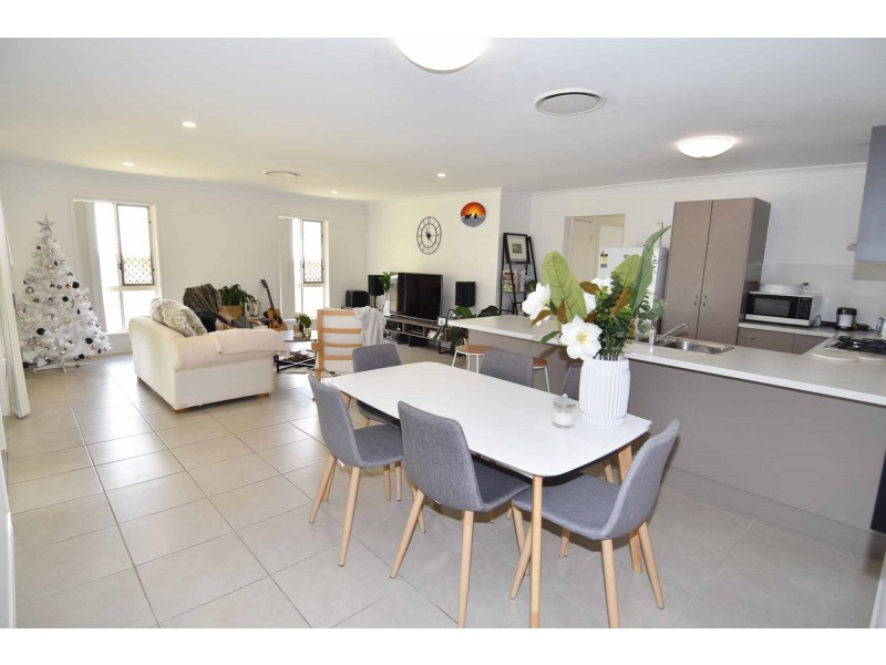 6 HALDANE STREET, Millchester QLD 4820