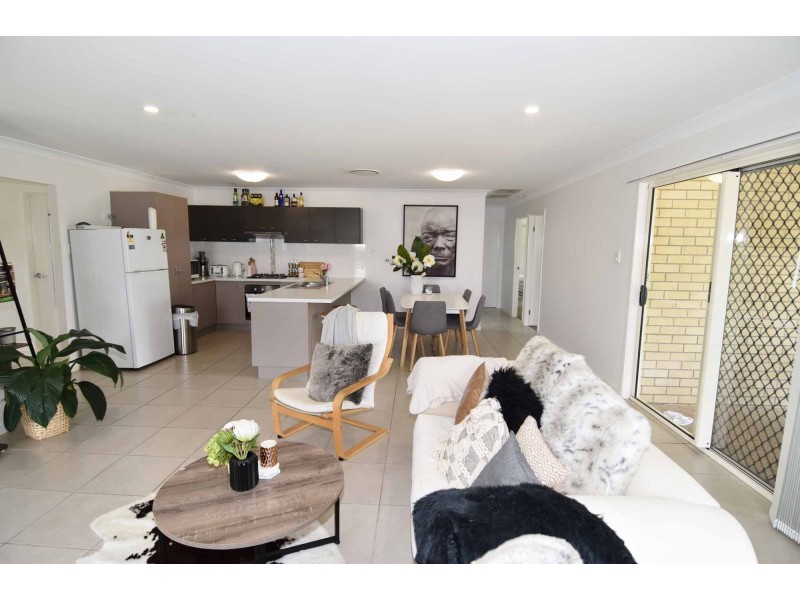 6 HALDANE STREET, Millchester QLD 4820