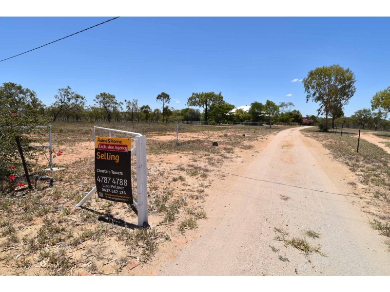 320 PICNIC CREEK ROAD, Broughton QLD 4820