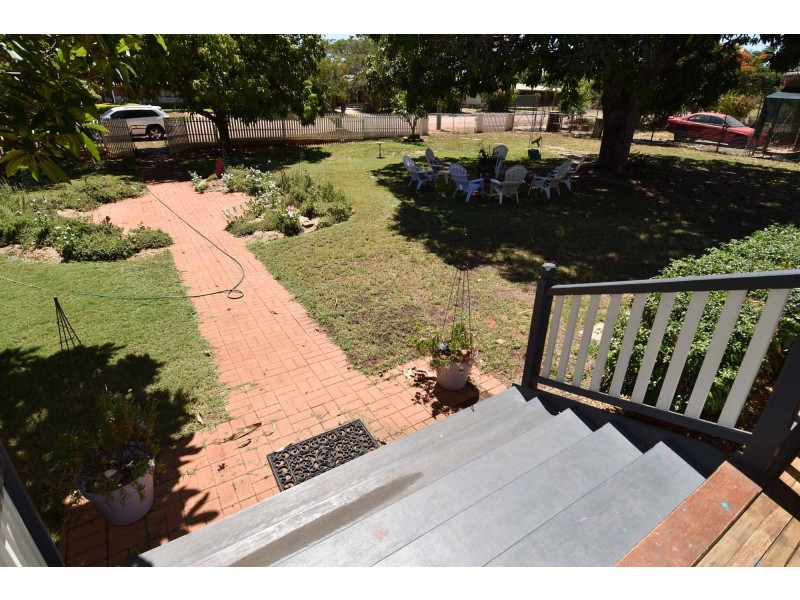 42 GORDON STREET, Richmond Hill QLD 4820