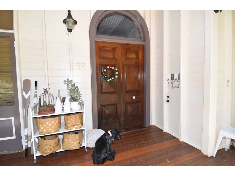 42 GORDON STREET, Richmond Hill QLD 4820