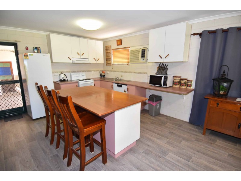 41 TEA TREE CRESCENT, Breddan QLD 4820