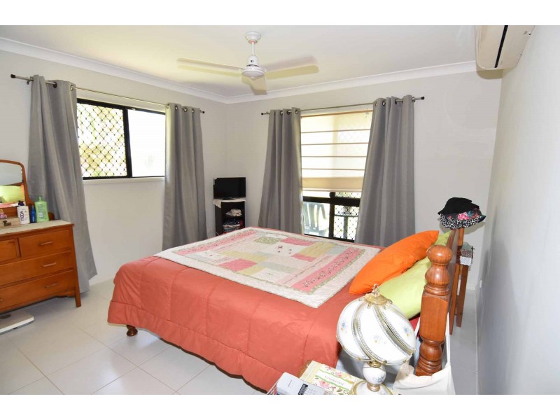 59 ESTATE AVENUE, Toll QLD 4820