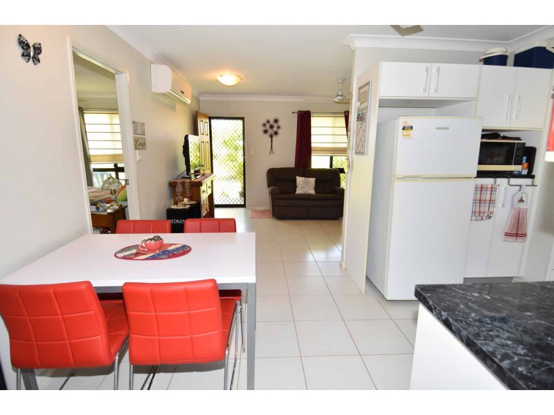 59 ESTATE AVENUE, Toll QLD 4820